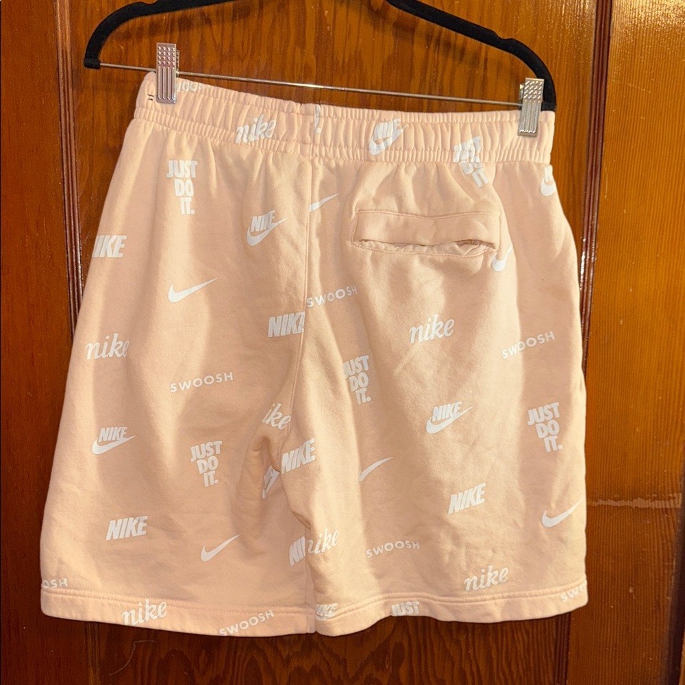 Nike Light Peach Logo Shorts - Picture 3 of 7